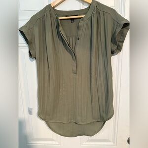 Vera Wang Olive Blouse